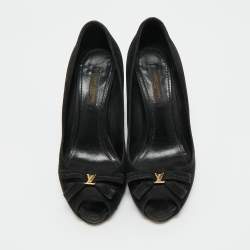 Pre Owned Louis Vuitton Black Suede Peep Toe Pumps Size 36