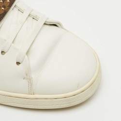 Pre Owned Louis Vuitton White/Brown Monogram Canvas and Leather Frontrow Lace Up Sneakers Size 38