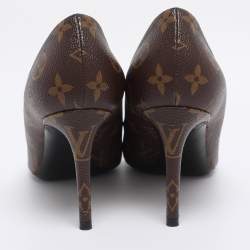 Pre Owned Louis Vuitton Monogram Canvas Round Toe Pumps Size 39