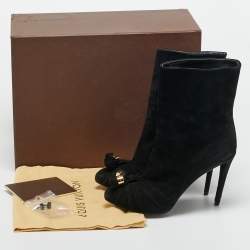 Pre Owned Louis Vuitton Black Suede Ankle Length Boots Size 37.5