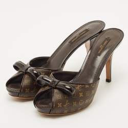 Pre Owned Louis Vuitton Brown Monogram Canvas Malibu Slide Sandals Size 36.5