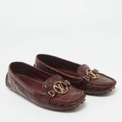 Pre Owned Louis Vuitton Burgundy Croc Embossed Leather Dauphine Loafers Size 38