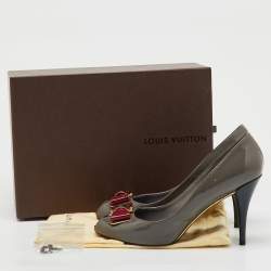 Pre Owned Louis Vuitton Grey Patent Leather Lou Peep Toe Pumps Size 37