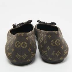 مملوكة مسبقًا Louis Vuitton Brown Monogram Mini Lin Canvas Debbie Ballet Flats Size 38.5