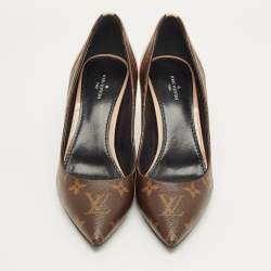 Pre Owned Louis Vuitton Brown/Beige Monogram Coated Canvas and Patent Leather Chérie Pumps Size 37