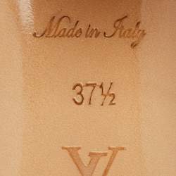 Pre Owned Louis Vuitton Beige Patent Leather Madeleine Square Toe Pumps Size 37.5