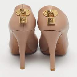 مملوكة مسبقًا حذاء كعب عالي لوي فيتون أوه ريلي مقدمة مفتوحة جلد بيج مقاس 35.5