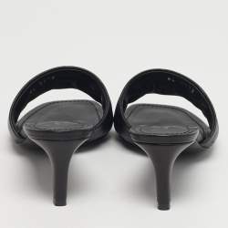 مملوكة مسبقًا صندل سلايد لوي فيتون جلد أسود بنقش مونوغرام مقاس 37