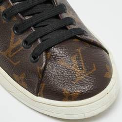 مملوكة مسبقًا Louis Vuitton Frontrow Size 35 Brown Coated Canvas and Patent Leather Low Top Sneakers