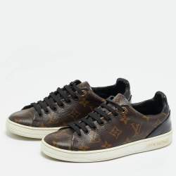 مملوكة مسبقًا Louis Vuitton Frontrow Size 35 Brown Coated Canvas and Patent Leather Low Top Sneakers