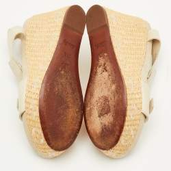 مملوكة مسبقًا صندل بلاتفورم لوي فيتون جلود أوف وايت رافيا مقاس 36.5