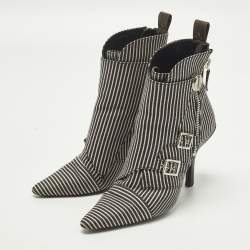 مملوكة مسبقًا Louis Vuitton Size 37.5 Black/White Canvas Ankle Length Boots
