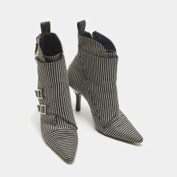 مملوكة مسبقًا Louis Vuitton Size 37.5 Black/White Canvas Ankle Length Boots