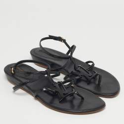مملوكة مسبقًا Louis Vuitton Size 38.5 Black Patent Leather Ankle Strap Sandals