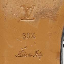 مملوكة مسبقًا Louis Vuitton Size 38.5 Black Patent Leather Ankle Strap Sandals