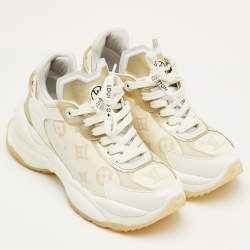 Pre Owned Louis Vuitton Run 55 Size 36 White/Gold Canvas, Rubber and Leather Trainers Sneakers