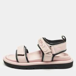 مملوكة مسبقًا Louis Vuitton Pool Pillow Size 37 Pink Leather Flat Sandals