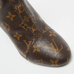 مملوكة مسبقًا حذاء بوت لويس فيتون قماش مونوجرام بني طول الكاحل مقاس 37