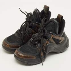 مملوكة مسبقًا حذاء رياضي لوي فيتون "ارشليت" جلد أسود وكانفاس مونوغرامي مقاس 36