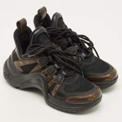 مملوكة مسبقًا حذاء رياضي لوي فيتون "ارشليت" جلد أسود وكانفاس مونوغرامي مقاس 36