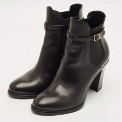 Pre Owned Louis Vuitton Size 39 Black Leather Buckle Details Chelsea Boots