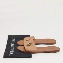Pre Owned Louis Vuitton Lock It Size 38 Beige Leather Flat Slide