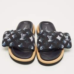 مملوكة مسبقًا صندل فلات وسادة لوي فيتون مطاط زهري بركة مقاس 40