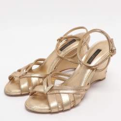 مملوكة مسبقًا صندل كعب روكي لوي فيتون جلد ذهبي بحزام كاحل مقاس 37