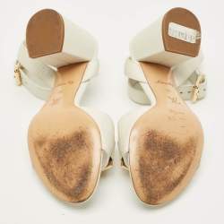 Pre Owned صندل بحزام للكاحل لوي فيتون جلد أبيض موديل لوك إت مقاس 36