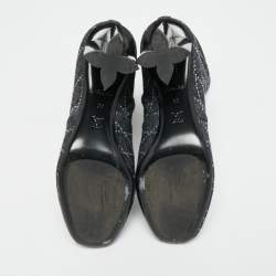 مملوكة مسبقًا حذاء بوت لوي فيتون قماش تريكو أسود مونوغرامي للكاحل مقاس 40