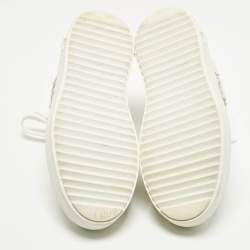 مملوكة مسبقًا Louis Vuitton Time Out Size 37 White Canvas and Leather Low Top Sneakers