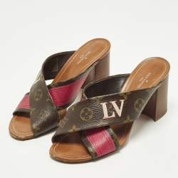مملوكة مسبقًا صندل سلايد لوي فيتون نوراما كانفاس وردي/بني مونوغرامي مقاس 37