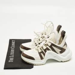 Pre Owned حذاء رياضي لويس فيتون شعار الماركة قماش شبكي أبيض مقاس 36.5