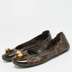 مملوكة مسبقًا حذاء باليرينا لوي فيتون دايس قماش مغطى بمونوغرام بني وجلد مقاس 39