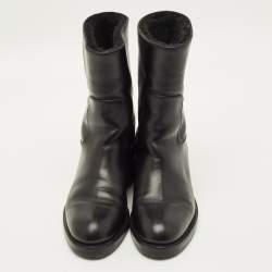 مملوكة مسبقًا حذاء بوت كاحل لوي فيتون بوبورغ جلد أسود مقاس 38.5