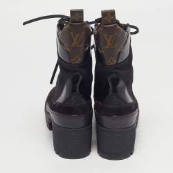 مملوكة مسبقًا حذاء بوت للكاحل لوي فيتون ديسيرت لوريت جلد وكانفاس مونوغرامي أسود/بني نعل سميك مقاس 37.5