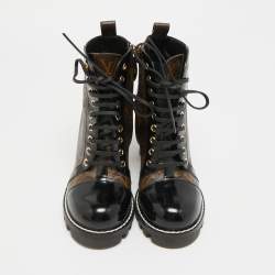 مملوكة مسبقًا Louis Vuitton Size 37.5 Brown/Black Monogram Canvas And Patent Leather Star Trail Ankle Boot 