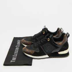 مملوكة مسبقًا Louis Vuitton Run Away Size 36.5 Black/Brown Monogram Canvas and Suede Lace Up Sneakers