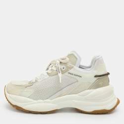 Pre Owned Louis Vuitton Run 55 Size 41 White/Gold Mesh and Leather Low Top Sneakers