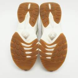 Pre Owned Louis Vuitton Run 55 Size 41 White/Gold Mesh and Leather Low Top Sneakers