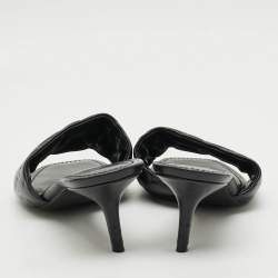 مملوكة مسبقًا صندل سلايد لوي فيتون جلد أسود بنقش مونوغرام مقاس 37