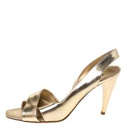 Pre Owned صندل لوي فيتون باربارا سيور متعاكسة فتحة كعب جلد لامع ذهبي مقاس 36.5