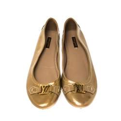 مملوكة مسبقًا Louis Vuitton Gold Patent Leather Oxford Ballet Flats Size 40.5