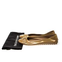 مملوكة مسبقًا Louis Vuitton Gold Patent Leather Oxford Ballet Flats Size 40.5
