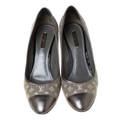 مملوكة مسبقًا حذاء كعب عالي لوي فيتون ميني كانفاس مونوغرامي جلد مقاس 41