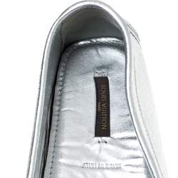 Pre Owned Louis Vuitton Metallic Silver Leather Lombok Loafers Size 37