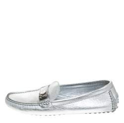 Pre Owned Louis Vuitton Metallic Silver Leather Lombok Loafers Size 37