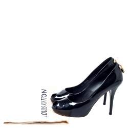 مملوكة مسبقًا حذاء كعب عالي لوي فيتون او ريالي مقدمة مفتوحة نعل سميك جلد لامع أسود مقاس 40