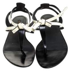 Pre Owned Louis Vuitton White/Black Patent Leather Seastar Thong Flat Sandals Size 41