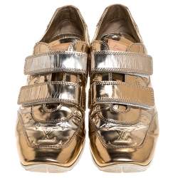 مملوكة مسبقًا Louis Vuitton Metallic Gold Monogram Mirror Tennis Shoes Size 37.5